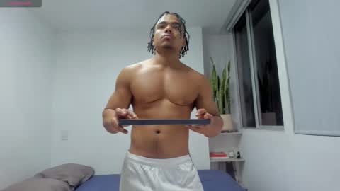 Snapshot of xavier_colleman chatting on 11/22/25, 03:38 Xavier online show from 11/22/25, 03:38