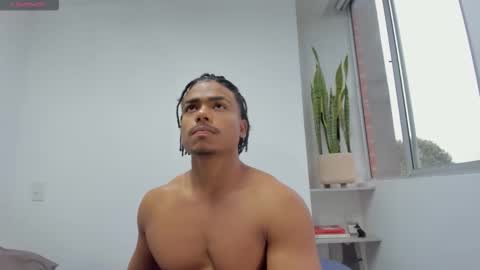 Snapshot of xavier_colleman chatting on 11/23/25, 09:58 Xavier online show from 11/23/25, 09:58