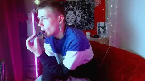 xavier_night81 online show from 09/15/25, 07:52