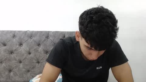 max online show from 10/24/25, 05:04