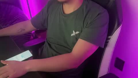 Snapshot of xburst chatting on 02/18/25, 12:48 xburst online show from 02/18/25, 12:48