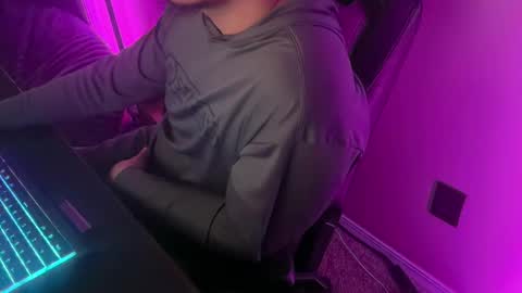 Snapshot of xburst chatting on 02/23/25, 02:29 xburst online show from 02/23/25, 02:29