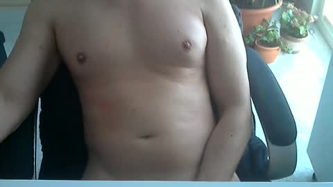 Snapshot of xchie chatting on 02/17/25, 02:04 kolaan online show from 02/17/25, 02:04