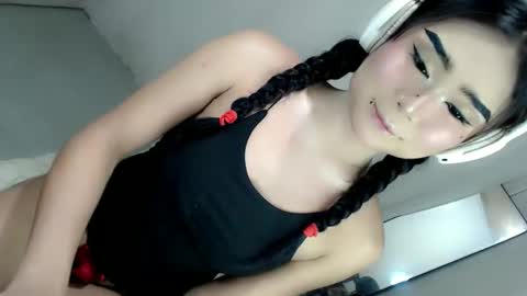 Snapshot of xchinita_kyanggx chatting on 04/16/26, 11:40 kianna online show from 04/16/26, 11:40