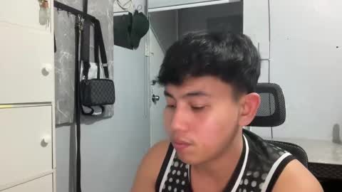 Charlie online show from 11/23/25, 07:35