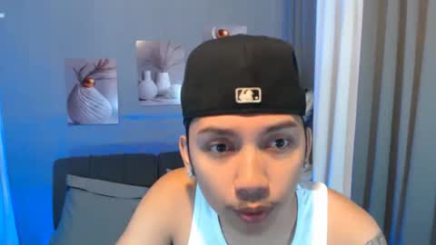 Snapshot of xcigbatecum chatting on 03/08/26, 02:04 Charlie online show from 03/08/26, 02:04