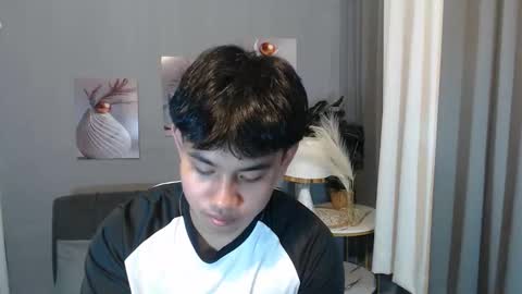 Snapshot of xcigbatecum chatting on 03/23/26, 01:31 Charlie online show from 03/23/26, 01:31