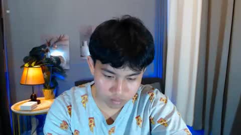 Snapshot of xcigbatecum chatting on 04/07/26, 02:34 Charlie online show from 04/07/26, 02:34