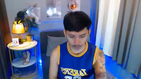 Snapshot of xcigbatecum chatting on 04/10/26, 08:41 Charlie online show from 04/10/26, 08:41