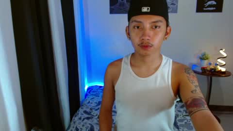Snapshot of xcigbatecum chatting on 06/23/26, 05:38 Charlie online show from 06/23/26, 05:38