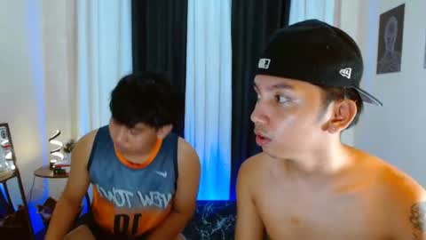 Snapshot of xcigbatecum chatting on 07/21/26, 04:42 Charlie online show from 07/21/26, 04:42