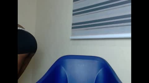 Snapshot of xcreamypussy chatting on 01/07/25, 07:59 xcreamypussy online show from 01/07/25, 07:59