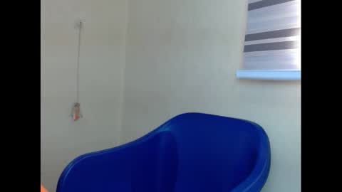 Snapshot of xcreamypussy chatting on 01/15/25, 07:37 xcreamypussy online show from 01/15/25, 07:37