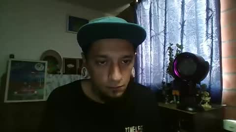 Snapshot of xdantex19 chatting on 04/18/26, 02:32 xdantex19 online show from 04/18/26, 02:32