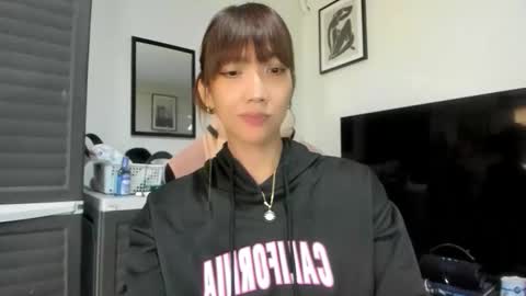 Snapshot of xdreamangel chatting on 04/24/26, 02:14 xdreamangel online show from 04/24/26, 02:14
