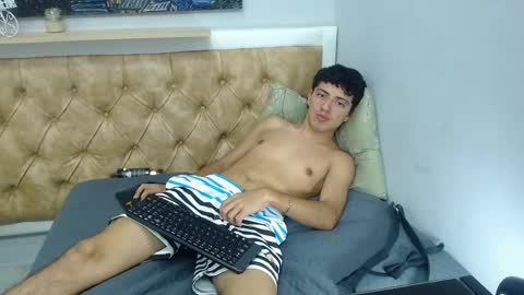 Snapshot of xebastwink chatting on 04/18/26, 07:58 xebastwink online show from 04/18/26, 07:58