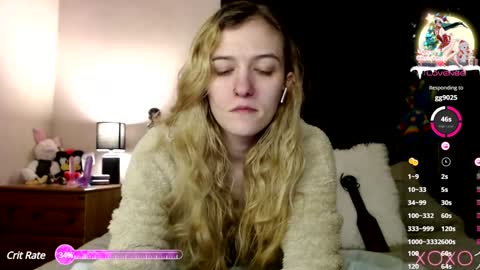 Snapshot of xelliee_rosex chatting on 01/05/25, 12:31 EllieeRose online show from 01/05/25, 12:31