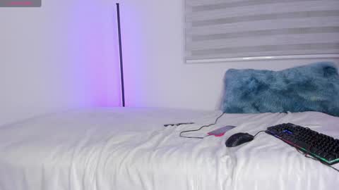 Snapshot of xemily_hardy chatting on 01/26/25, 12:37 Kanae. online show from 01/26/25, 12:37