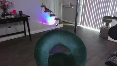 Snapshot of xenaluvss chatting on 02/08/26, 04:43 Goddess Xena online show from 02/08/26, 04:43