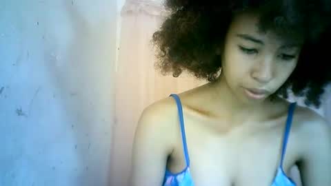 xenna610827 online show from 02/07/25, 12:50