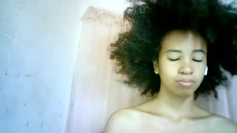 xenna610827 online show from 02/13/25, 05:05