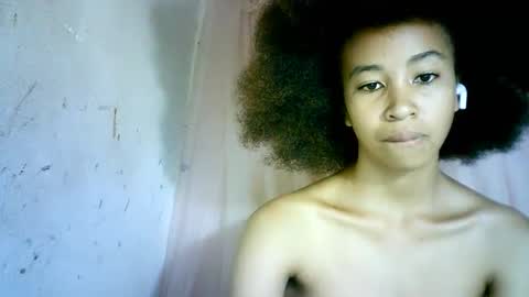 xenna610827 online show from 02/18/25, 03:54