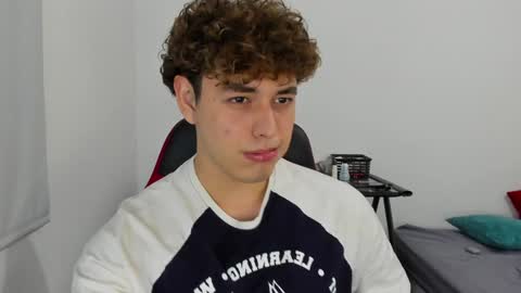 Snapshot of xhans17 chatting on 12/03/24, 07:43 xhan online show from 12/03/24, 07:43