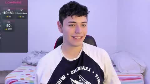 Snapshot of xhans17 chatting on 09/14/25, 09:58 xhan online show from 09/14/25, 09:58