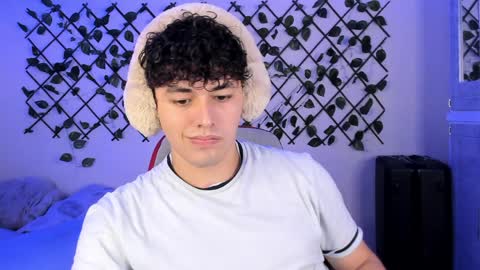 Snapshot of xhans17 chatting on 04/02/26, 03:48 xhan online show from 04/02/26, 03:48