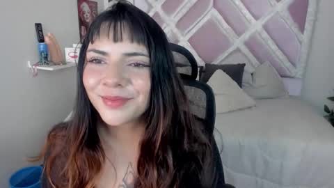 Snapshot of xhinata_hyugaxx chatting on 02/15/26, 08:05 hinata online show from 02/15/26, 08:05