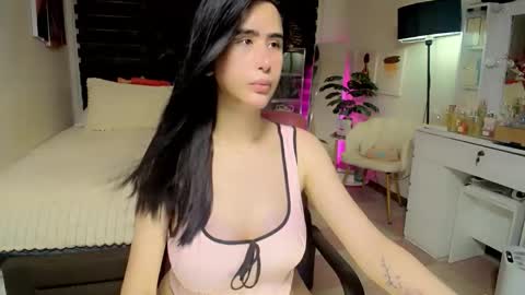 Snapshot of xhotcockcumts chatting on 03/28/26, 01:11 Barbie ann online show from 03/28/26, 01:11