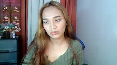 xhotlickerkiarax online show from 12/27/24, 09:00