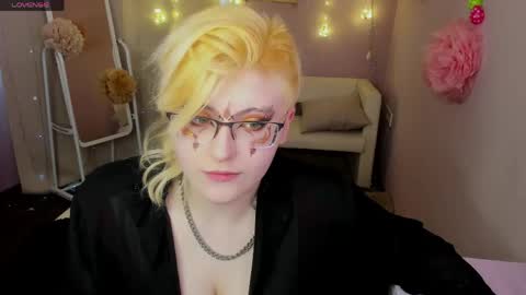 Xiao online show from 05/05/26, 01:52