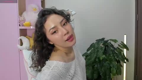 Snapshot of xiaolinx0 chatting on 10/24/25, 02:02 Xiao online show from 10/24/25, 02:02