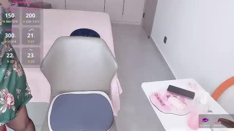 Snapshot of xiaoyu_cn chatting on 07/14/26, 02:16 xiaoyu online show from 07/14/26, 02:16