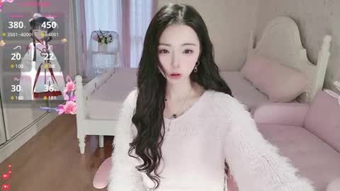 Snapshot of xiaoyu_ko chatting on 11/07/25, 08:25 xiaoyu ko online show from 11/07/25, 08:25