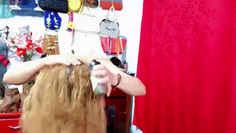 Snapshot of xiaraa26 chatting on 11/05/25, 06:52 xiaraa26 online show from 11/05/25, 06:52