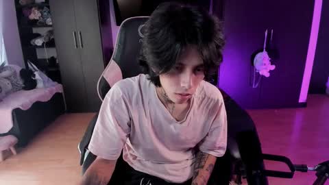 xIce Boy online show from 12/22/25, 01:08