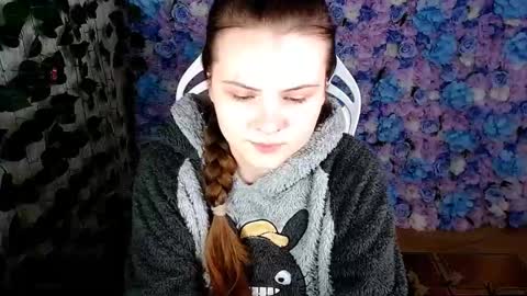 Lina online show from 10/03/25, 05:15