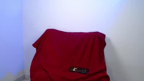 xilongbaby29 online show from 11/27/25, 04:14