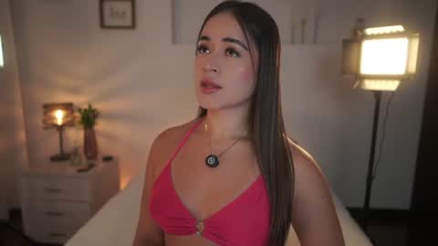 Snapshot of ximena_cortez3 chatting on 07/17/26, 11:31 Ximena cortez online show from 07/17/26, 11:31