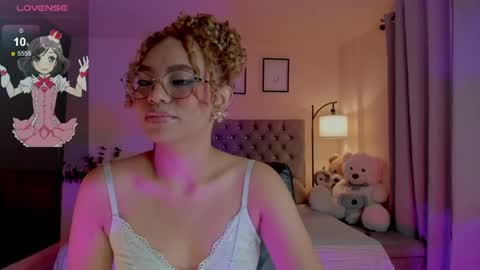 camila online show from 04/28/26, 02:27
