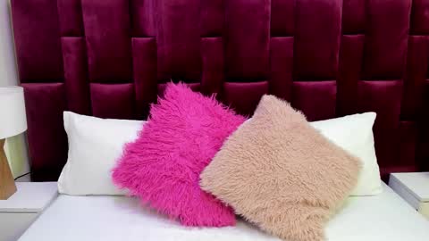 Snapshot of ximena_vasquez8 chatting on 12/03/25, 03:03 Xime online show from 12/03/25, 03:03