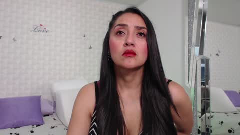 ximena suarez online show from 01/16/25, 04:17