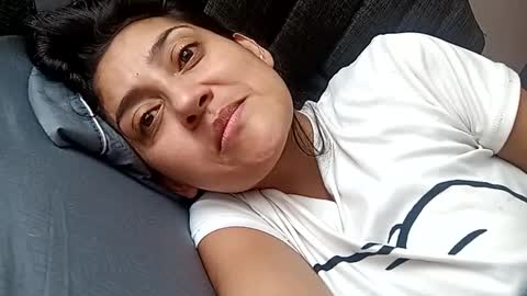 ximena suarez online show from 02/05/25, 03:52