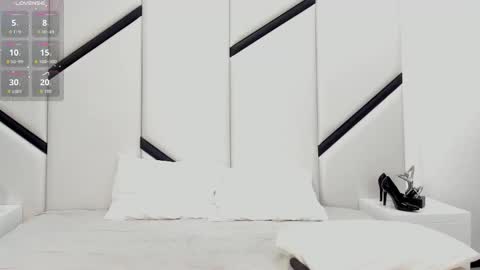 ximenacosta online show from 11/30/25, 12:53