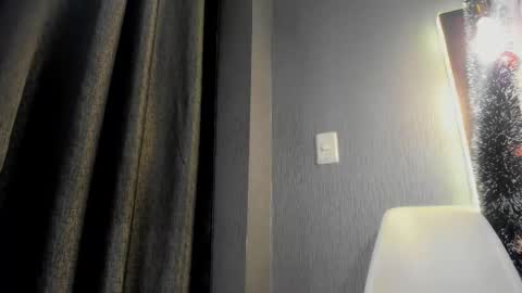   ximena  online show from 12/15/25, 01:59