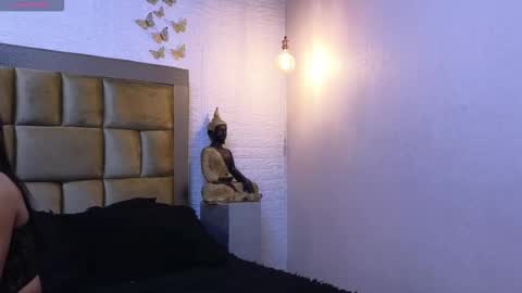 Snapshot of ximenawilliamss chatting on 11/06/25, 11:26 ximena online show from 11/06/25, 11:26