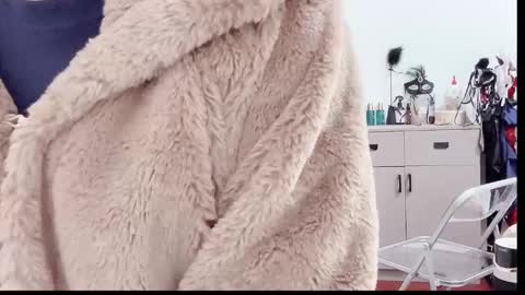 xinbao799322 online show from 11/27/25, 10:28