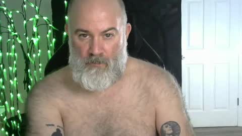 Snapshot of xjohnniex77 chatting on 05/23/26, 01:44 MrSlowBurn77 online show from 05/23/26, 01:44